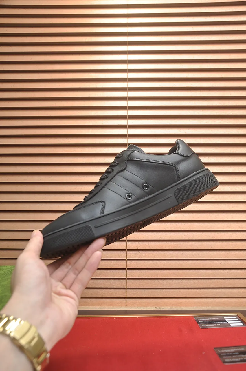 Men's men's shoes💰420💶[GUCCI Gucci] official website 1:1 men's sports shoes are now on the market, using original Gucci fabric + gluten lining, plus the official website original 1:1 comfortable outsole. Fashionable and versatile, super comfortable and breathable. 5 colors available, standard shoe size 38/45 (custom-made sizes 45 are non-refundable)
